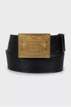 Leather belt with rectangular buckle