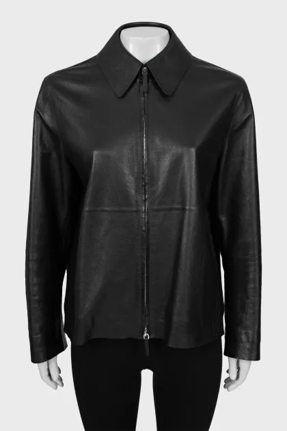Straight fit leather jacket with zipper