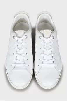 Men's sneakers with embossed logo