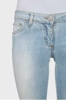Light blue mid-rise jeans