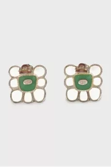 Clips with metal logo