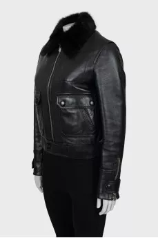 Leather jacket with fur collar
