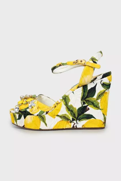 Textile sandals in a bright print