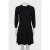 Fitted dress decorated with lace