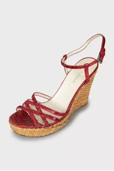 Wedge sandals with embossed leather