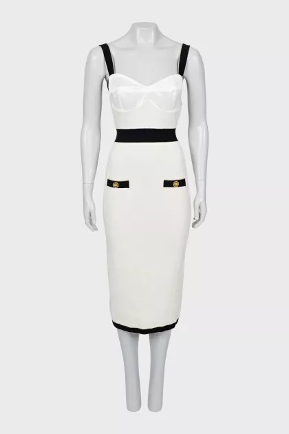 Black and white dress with tag