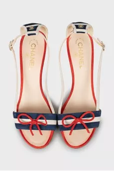 Mixed color suede sandals