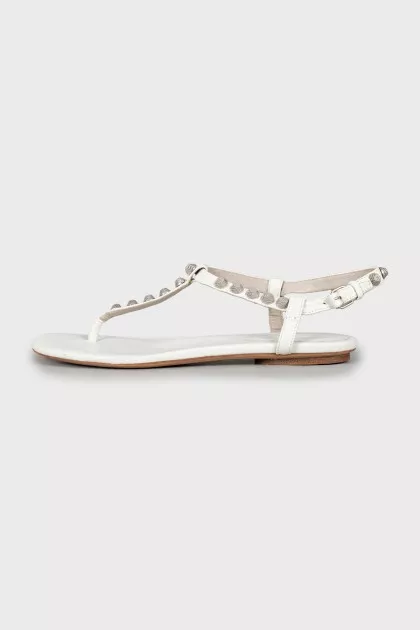 Leather sandals with silver decor