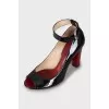Patent leather sandals with contrasting heels
