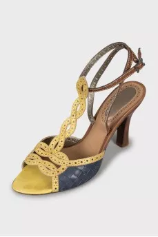 Perforated wooden heel sandals