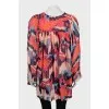 Loose printed blouse with tag
