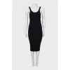 Fitted dress decorated with lacing