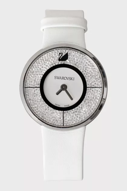 Wristwatch with crystals