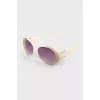 Sunglasses with oblong lenses