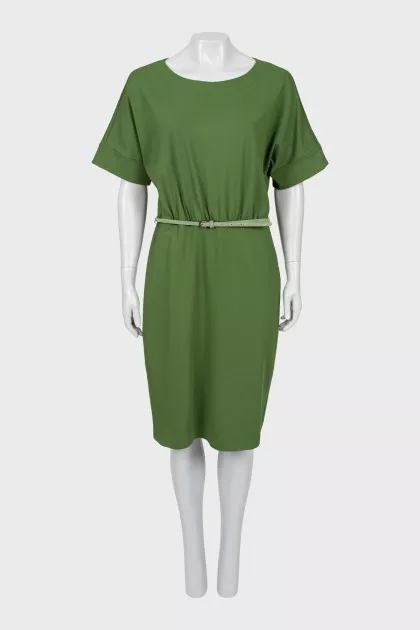 Green dress with short sleeves
