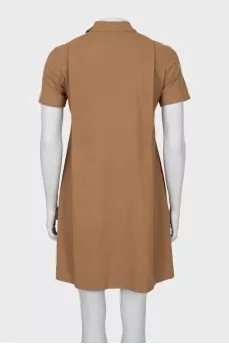 Brown dress with short sleeves