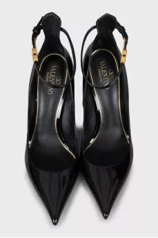 Leather black shoes with strap