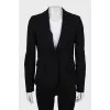 Fitted jacket with seams on the outside