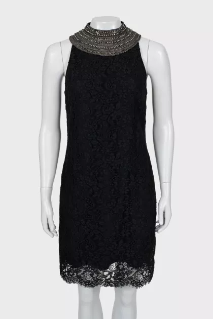 Guipure dress with metal decor