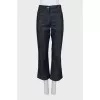 Cropped jeans with contrast seams