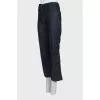 Cropped jeans with contrast seams
