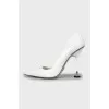 White high heel shoes