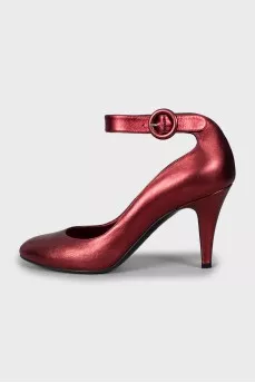 Shiny red shoes