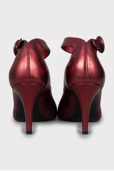 Shiny red shoes
