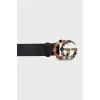 Leather belt with rhinestones on the buckle