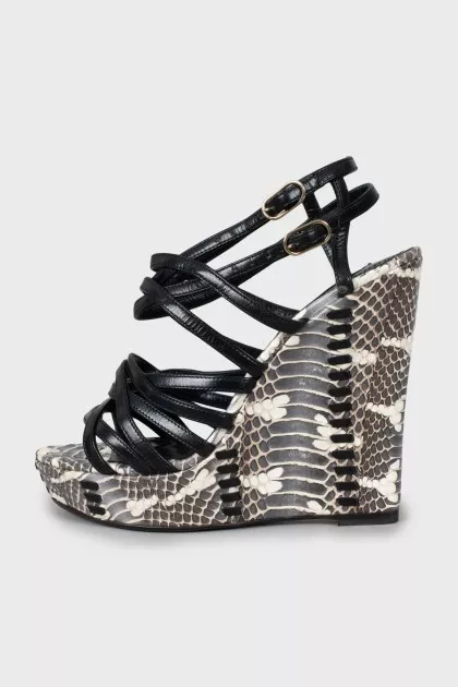 Animal print leather sandals