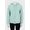 Ribbed sweatshirt with tag