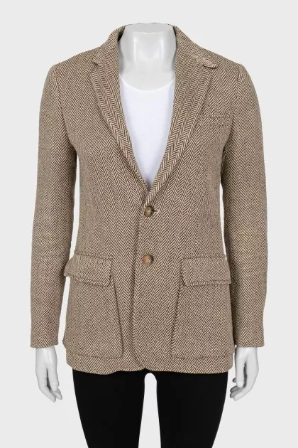 Fitted jacket with patch pockets