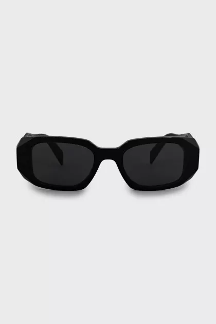 Rectangular sunglasses with brand logo