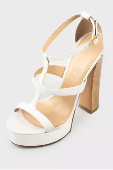 Vicini sandals