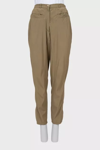 Tapered khaki trousers