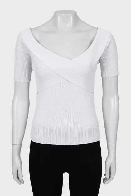 Ribbed T-shirt with a deep neckline