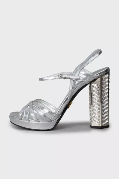 Silver sandals with heel decoration