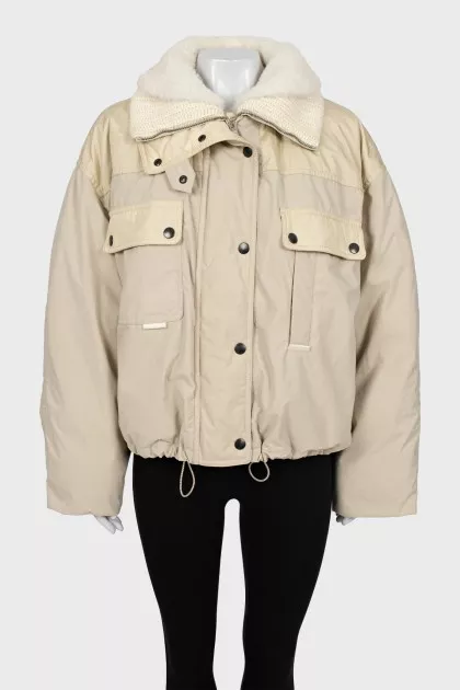 Oversized jacket with fur collar