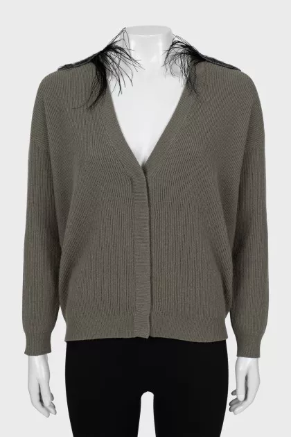 Knitted cardigan with shoulder decoration