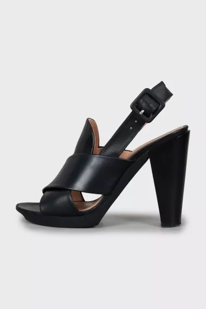 Leather wedge heel sandals