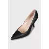 Leather shoes with silver back