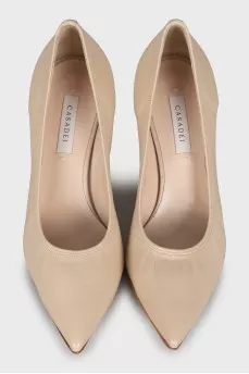 Beige shoes with tag