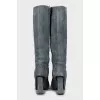 Suede boots with contrast seams