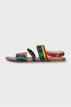 Sandals made of mixed-color leather