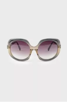 Oval sunglasses
