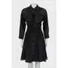 Fitted dress with bow