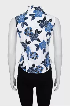 Fitted vest with print