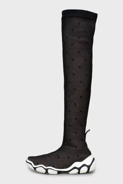 Textile boots with a massive sole