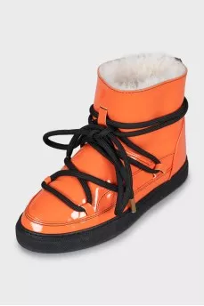 Patent leather ugg boots with laces