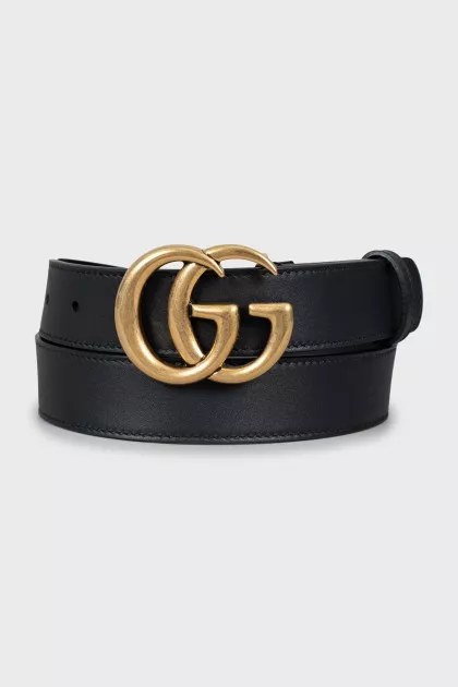Leather belt with logo buckle